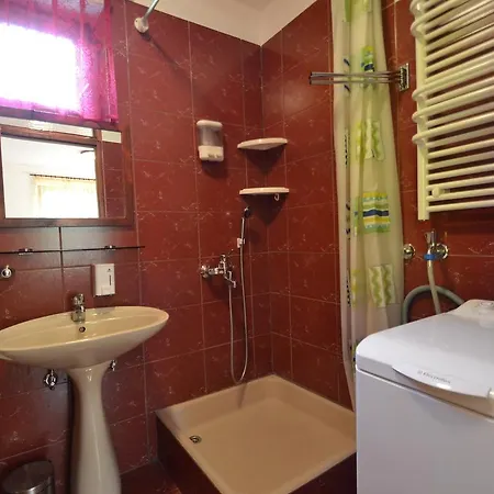 בית נופש Coprnicka Hisa *